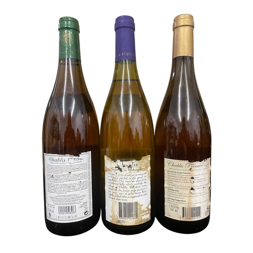 191 - An assortment of three French Chablis white wine bottles. To include a 2000 Chablis Grand Cru Grenou... 
