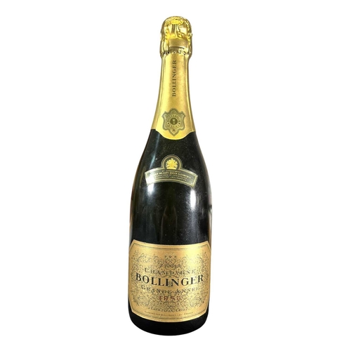 196 - A vintage Bollinger 1985 brut Champagne Grande Année bottle. 75cl, 12% vol. With label to Her Majest... 